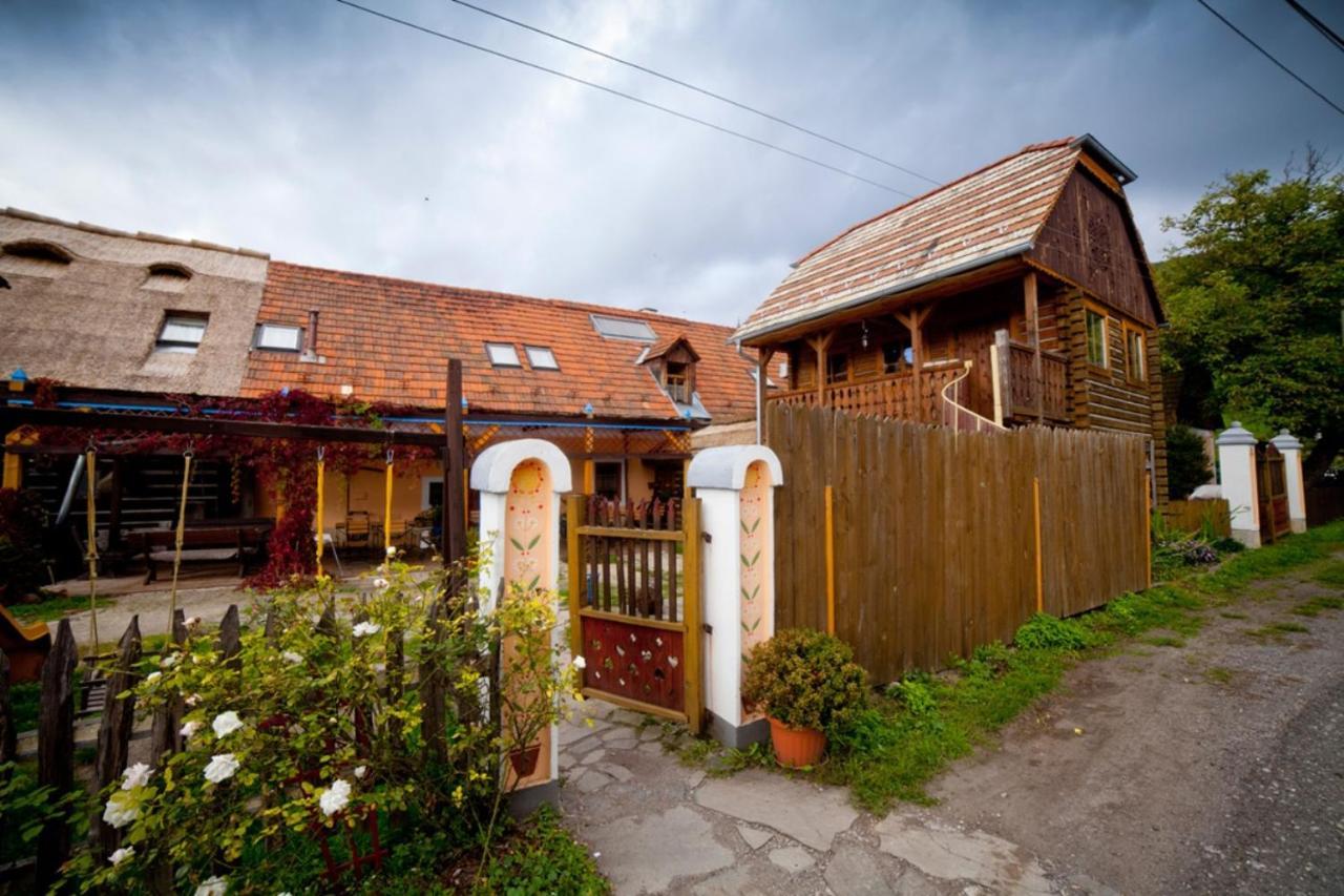 Penzion Stary Hostinec Banská Štiavnica エクステリア 写真