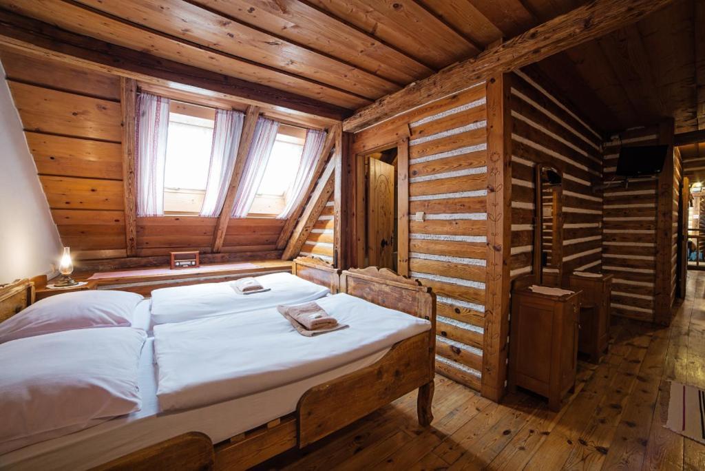 Penzion Stary Hostinec Banská Štiavnica エクステリア 写真