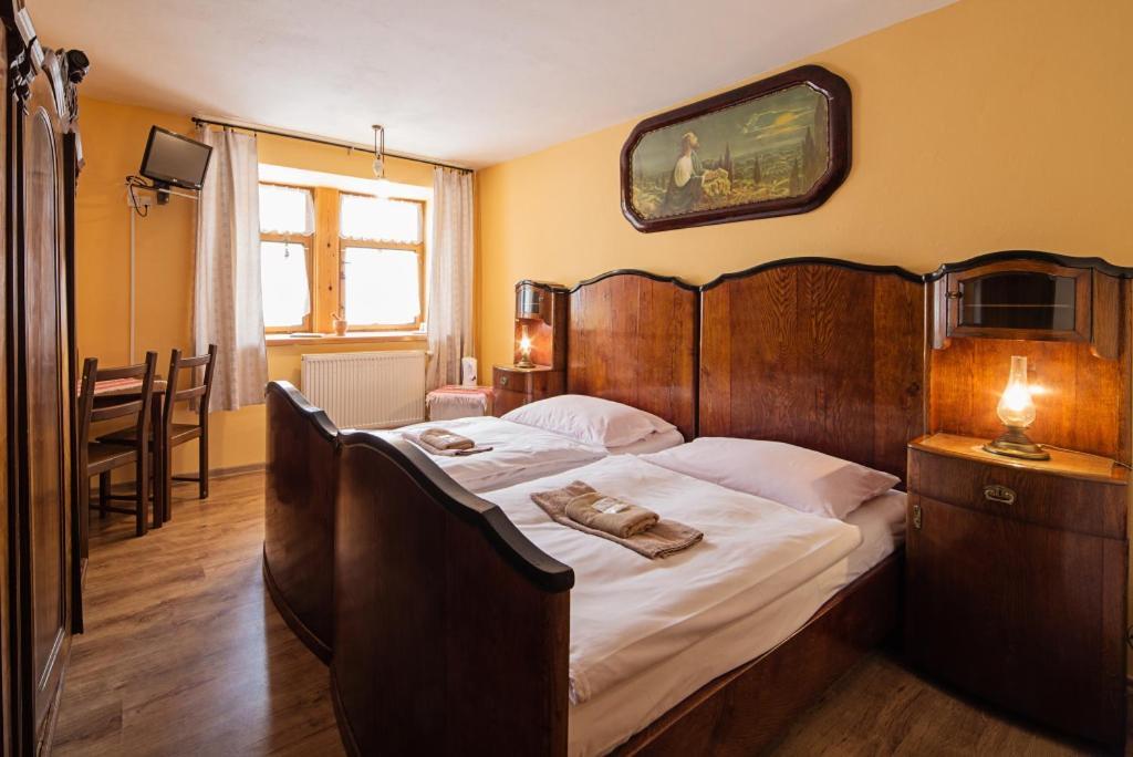 Penzion Stary Hostinec Banská Štiavnica エクステリア 写真