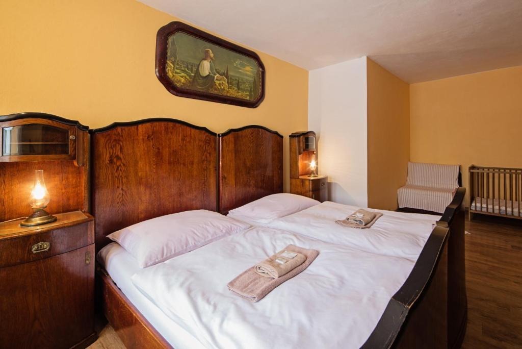 Penzion Stary Hostinec Banská Štiavnica エクステリア 写真