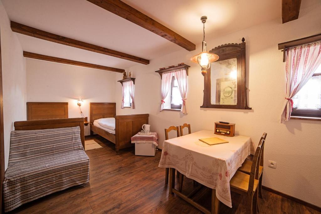 Penzion Stary Hostinec Banská Štiavnica エクステリア 写真