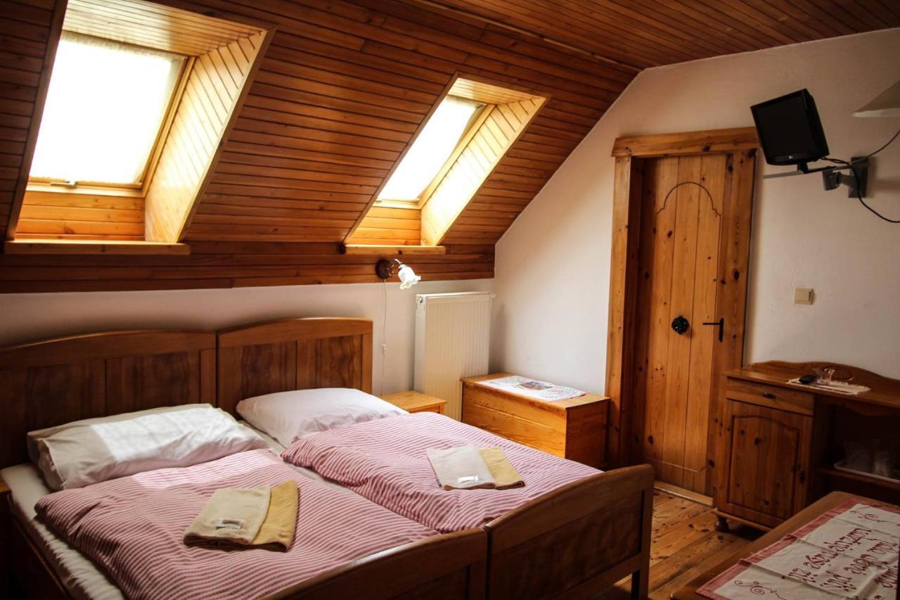 Penzion Stary Hostinec Banská Štiavnica エクステリア 写真