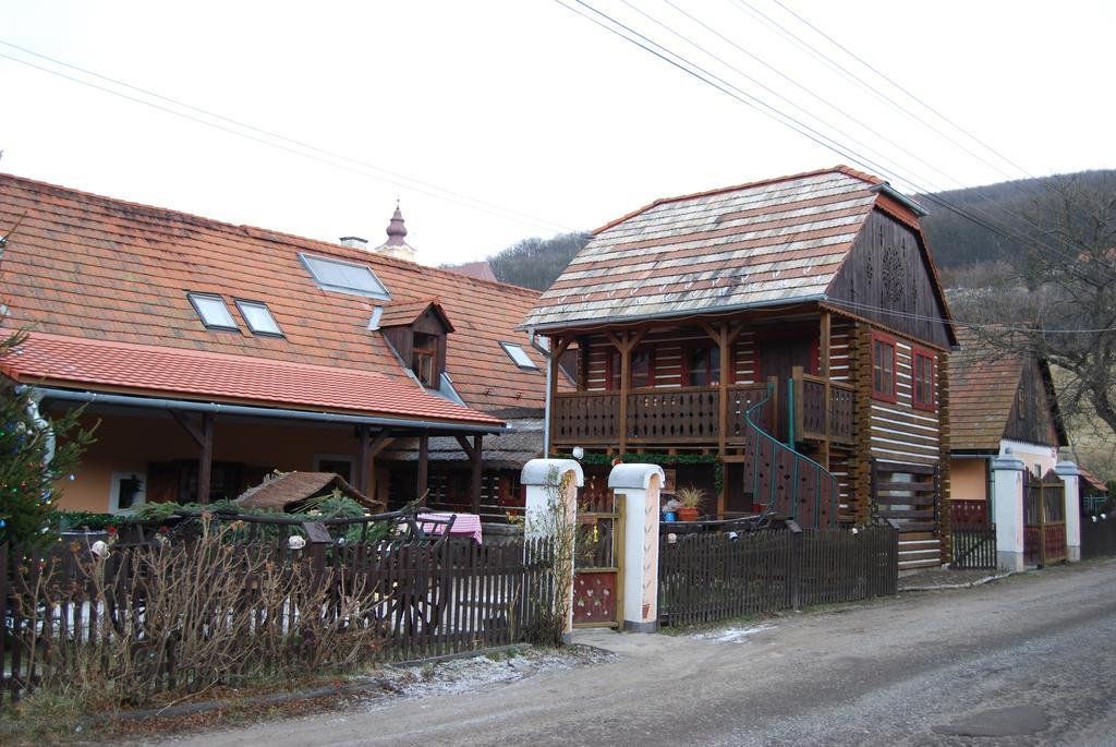 Penzion Stary Hostinec Banská Štiavnica エクステリア 写真