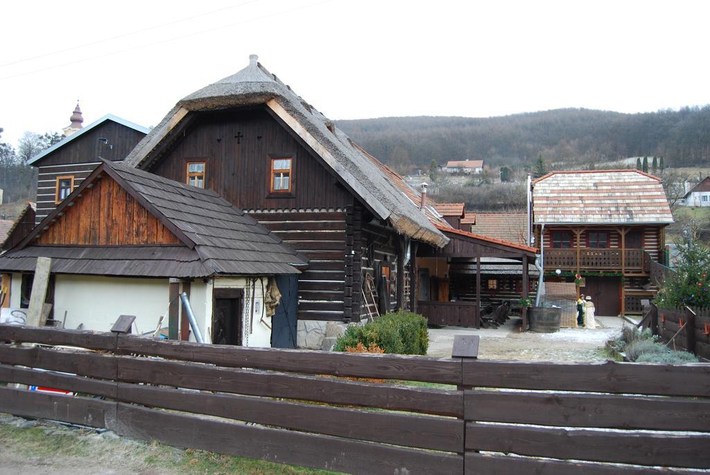 Penzion Stary Hostinec Banská Štiavnica エクステリア 写真